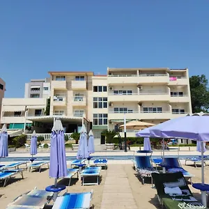 https://maren-beach.albaniahotels.org