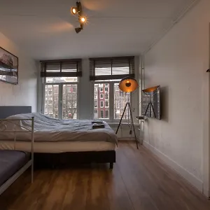 https://hotel-canal-view.amsterdamhotelsnl.com