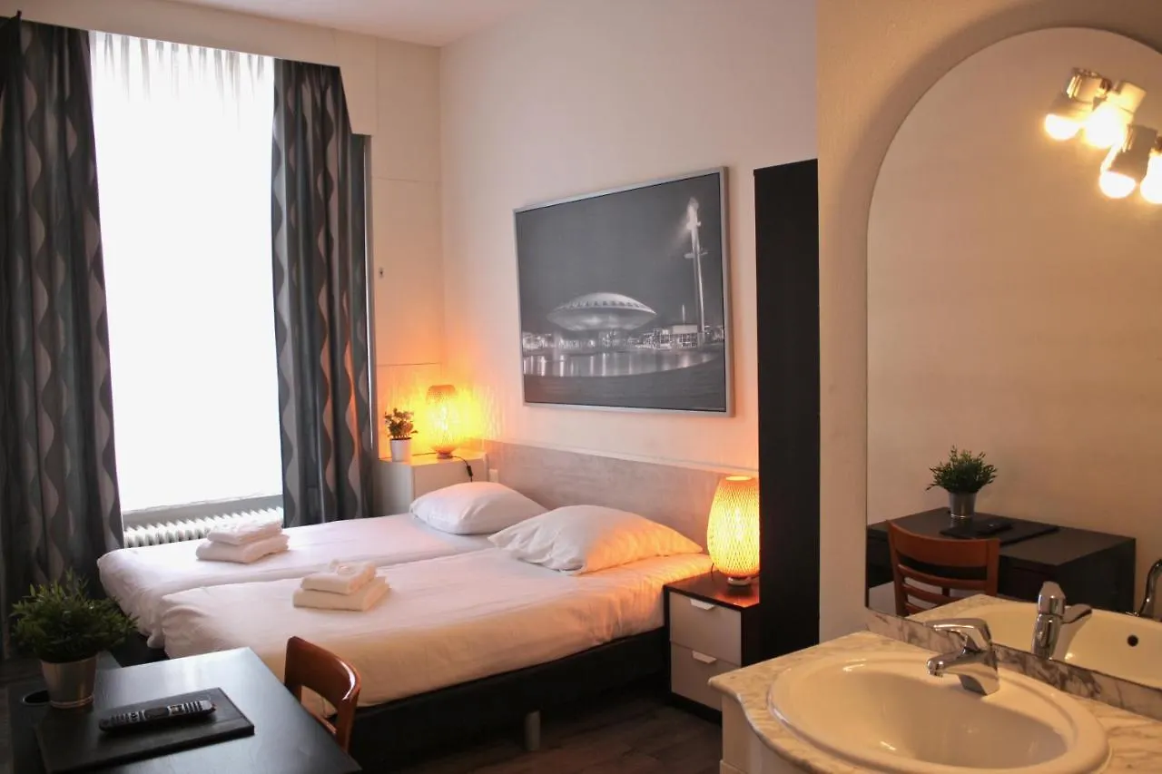 Hotel Benno Eindhoven 2*,  Niederlande